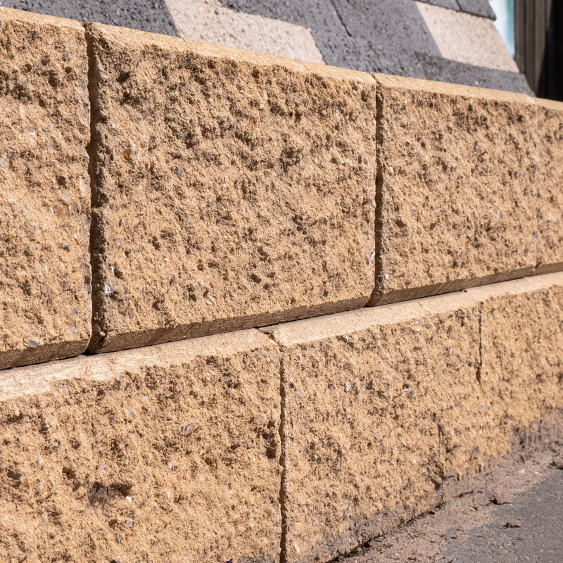 Lutum (Formerly Boral) Lite Wall Corner Almond (300x150x150mm)